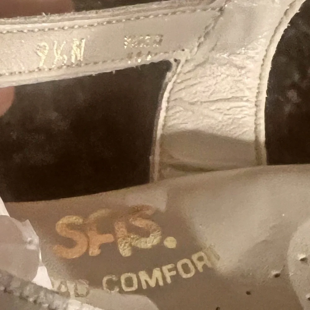 SAS Caress Tri Pad Comfort Slingback Bone Leather Sandals Sz 9.5